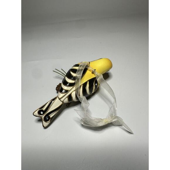 Hallmark Keepsake Goldfinch Beauty of Birds Ornament 2010 - Picture 5 of 9